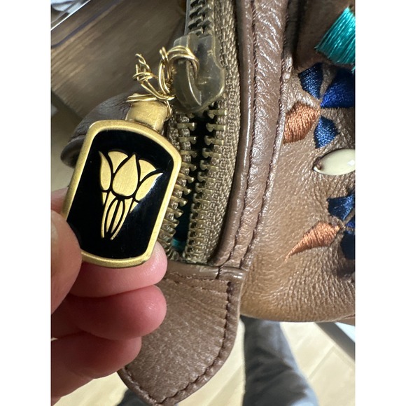 ISABELLA FIORE Brown Leather Embroidered Medallion Shoulder Bag Hobo - Picture 8 of 8